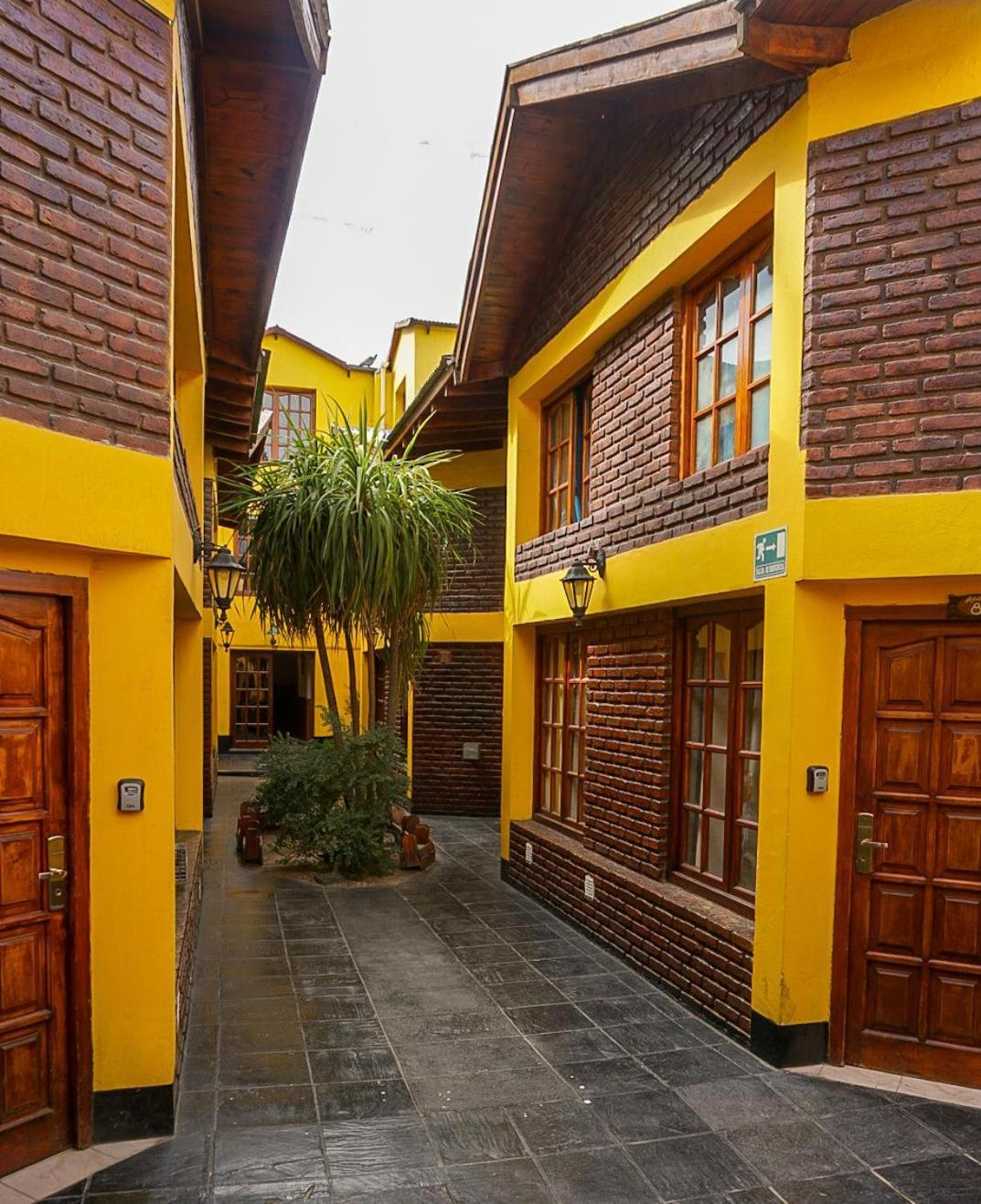 Apart Hotel Libertador El Calafate Zewnętrze zdjęcie